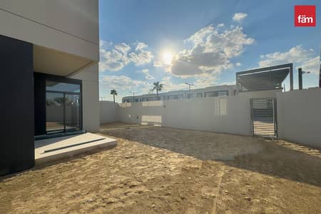 4 Bedroom Townhouse for Sale in Dubai South, Dubai - MULITPLE OPTIONS | SINGLE ROW | CRYSTAL LAGOON