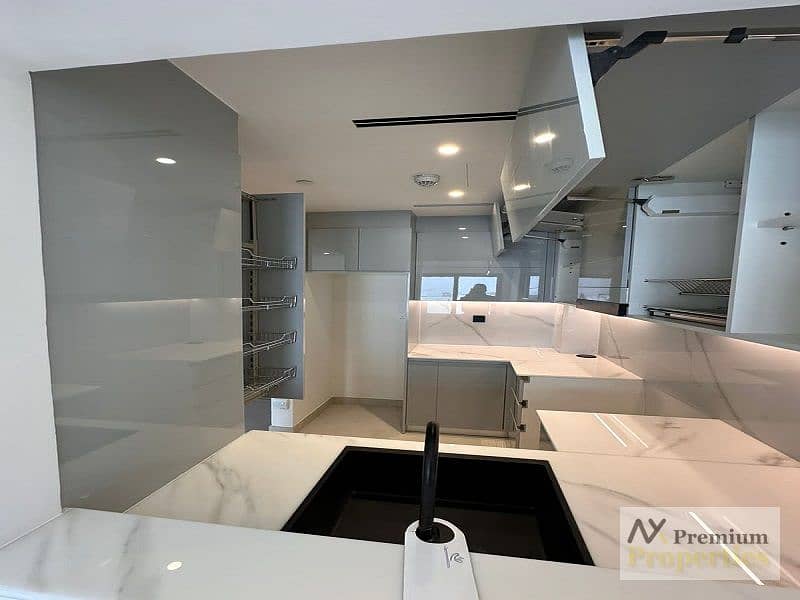 Квартира в Аль Джадаф,Дубай Хелскер Сити Фаза 2,Binghatti Ivory, 1 спальня, 1299999 AED - 11008178 Квартира в Аль Джадаф,Дубай Хелскер Сити Фаза 2,Binghatti Ivory, 1 спальня, 1299999 AED - 11008178