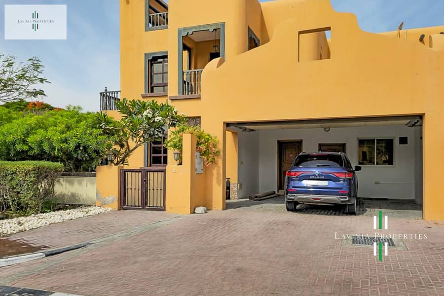 位于猎鹰奇迹之城,西部公寓北 4 卧室的联排别墅 285000 AED - 11596647 位于猎鹰奇迹之城,西部公寓北 4 卧室的联排别墅 285000 AED - 11596647
