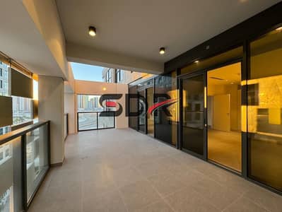 Stylish Living | Contemporary Design | Direct Beach Access