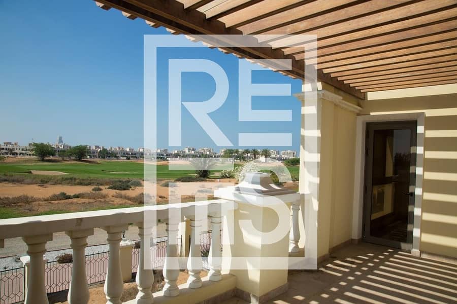 3BR Townhouse with Golf View for Sale