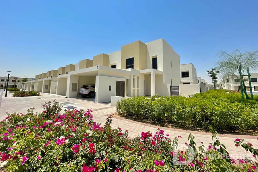 Таунхаус в Таун Сквер,Насим Таунхаусес, 4 cпальни, 3430000 AED - 11596957 Таунхаус в Таун Сквер,Насим Таунхаусес, 4 cпальни, 3430000 AED - 11596957