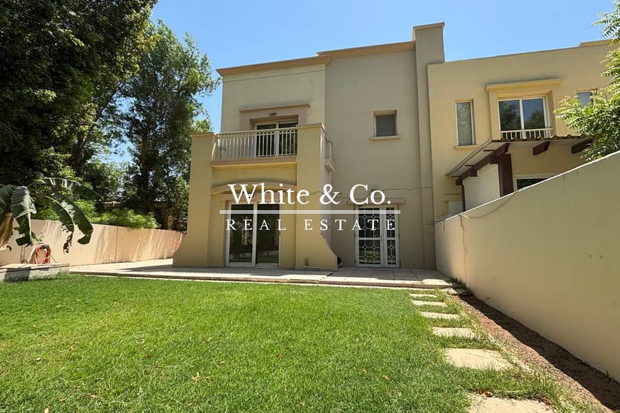 Corner Unit | Vacant Now | Large Garden Corner Unit | Vacant Now | Large Garden