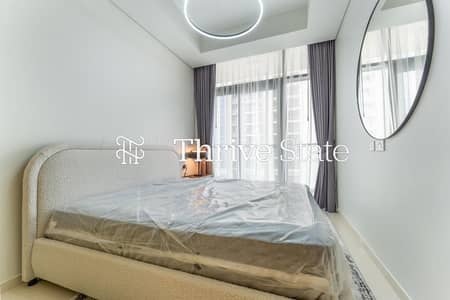 1 Bedroom Apartment for Sale in Business Bay, Dubai - Fully Furnished | Canal View | Balcony | Ready