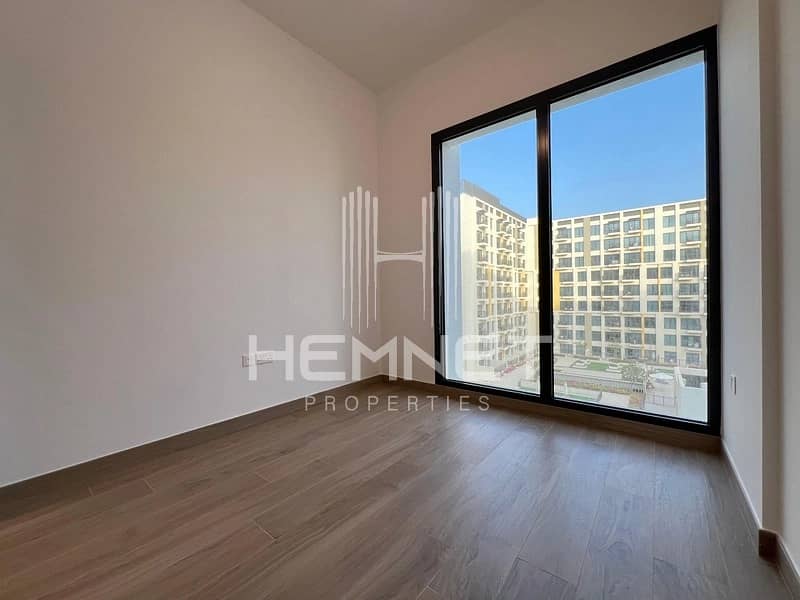 Prime Location | Brand New | Vacant Prime Location | Brand New | Vacant