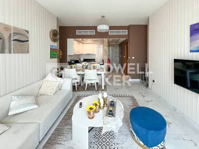 2 Bedroom Flat for Rent in Business Bay, Dubai - Fully Furnished | Luxurious | Lake View