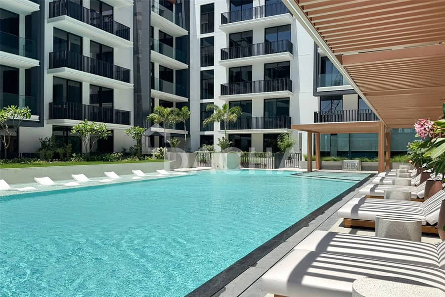 Ellington | Pool View | Vacant Now Ellington | Pool View | Vacant Now