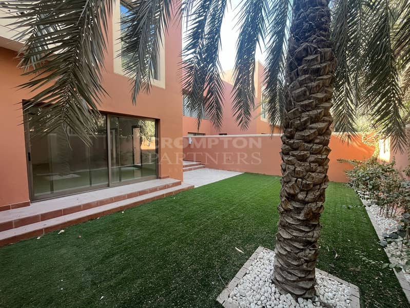 位于拉布丹公寓,红树林小镇 4 卧室的别墅 300000 AED - 11580462 位于拉布丹公寓,红树林小镇 4 卧室的别墅 300000 AED - 11580462