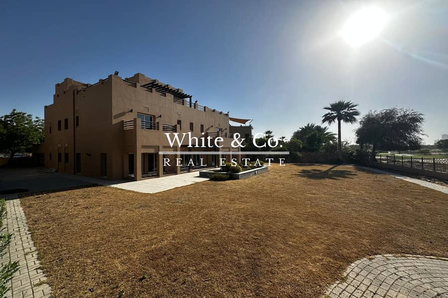 位于阿拉伯牧场社区,哈坦别墅区 6 卧室的别墅 720000 AED - 11598034 位于阿拉伯牧场社区,哈坦别墅区 6 卧室的别墅 720000 AED - 11598034
