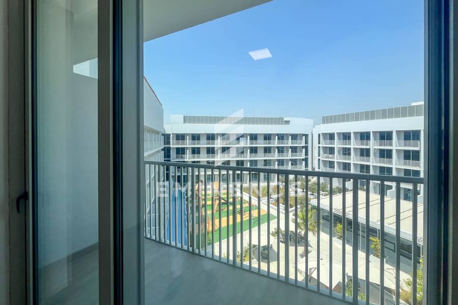 Active ROI | Garden View | Negotiable Active ROI | Garden View | Negotiable