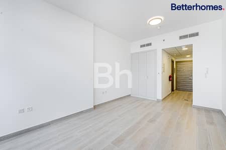 Studio for Sale in Jumeirah Village Circle (JVC), Dubai - Vacant Soon | High Floor | Furnished | JVC View