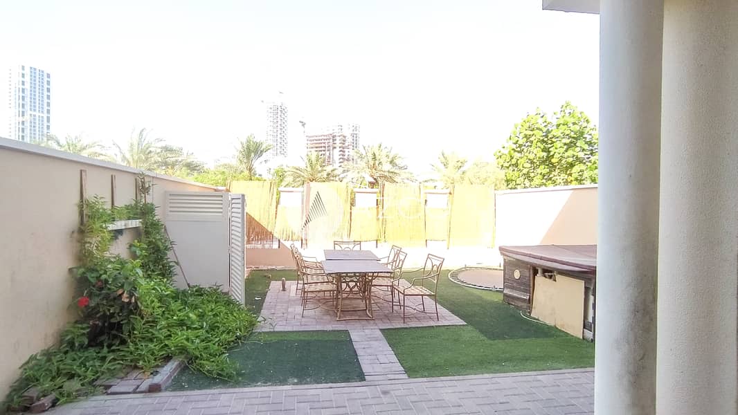 18 AZCO REAL ESTATE-22. jpg