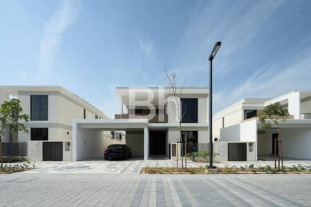 4 Bedroom Villa for Rent in Tilal Al Ghaf, Dubai - Upgraded Kitchen Appliance | Great Location