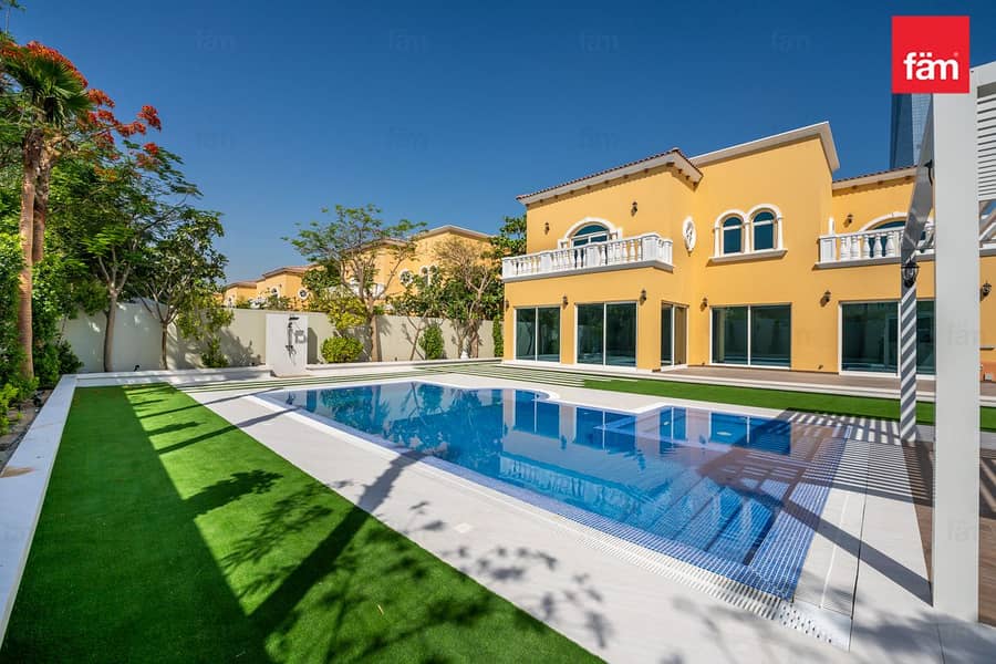 Fully Upgraded I Close to Park I Perfect Location Fully Upgraded I Close to Park I Perfect Location