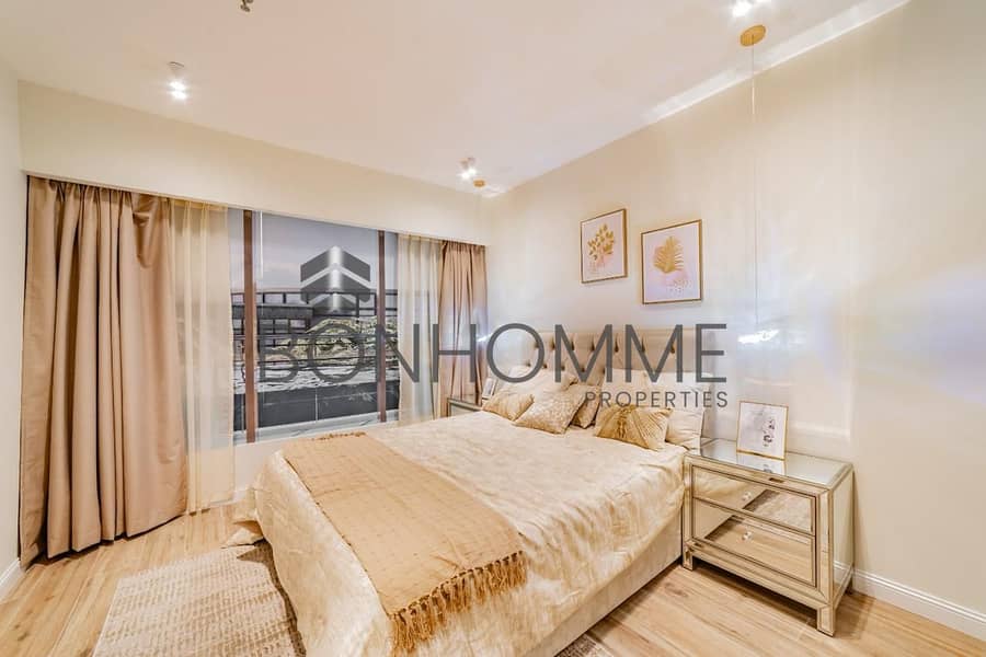 6 show apartment 5. jpg