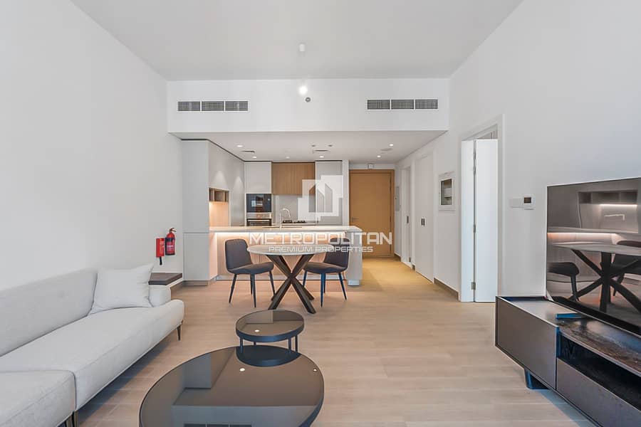 Pool Facing | High Floor | Fully Furnished Pool Facing | High Floor | Fully Furnished