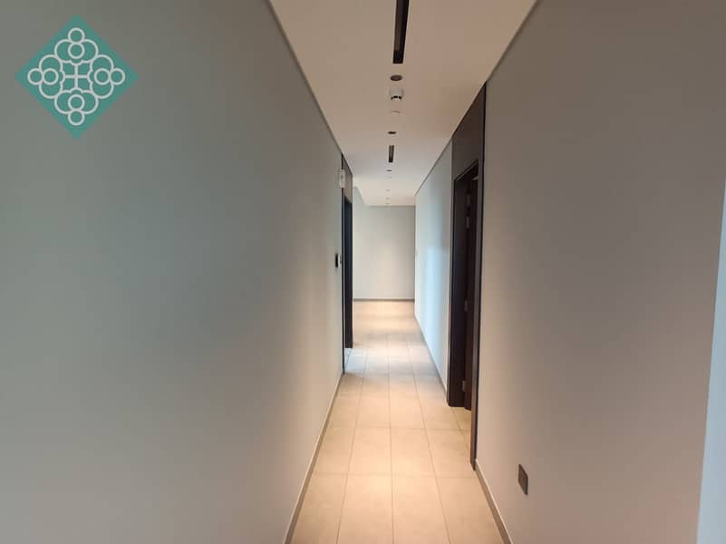 10 Walkway. jpg