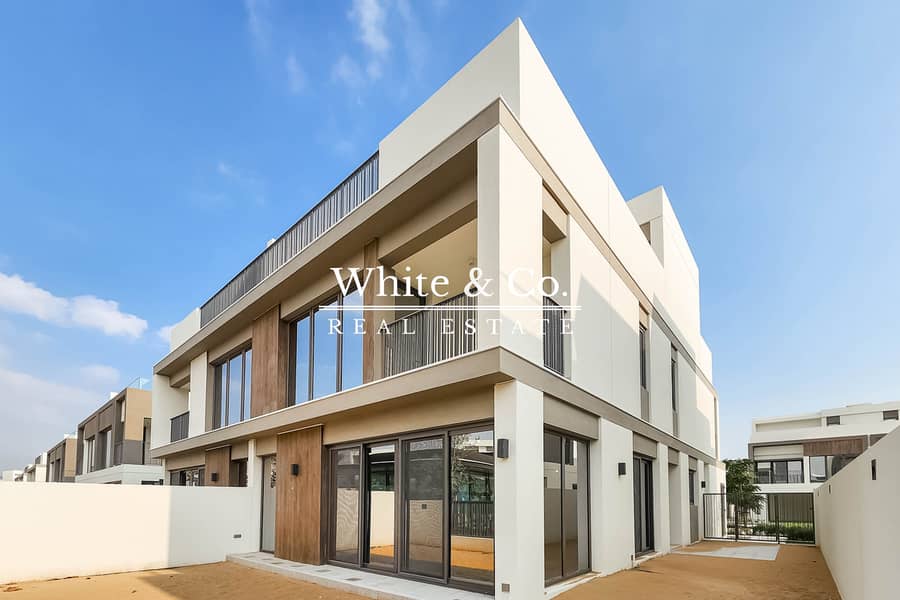 位于蒂拉尔阿尔加夫综合社区,奥拉别墅区 4 卧室的别墅 320000 AED - 11600065 位于蒂拉尔阿尔加夫综合社区,奥拉别墅区 4 卧室的别墅 320000 AED - 11600065