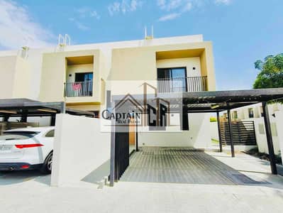 3BHK VILLA CORNER VILLA  HOT OFFER  LUXURIOUS  READY TO MOVE  GREEN LAND  WELL GATED COMMUNITY  LUXURIOUS