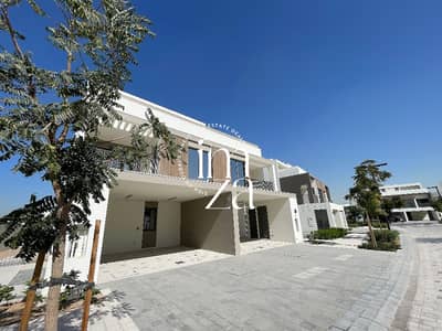 4 Bedroom Villa for Rent in Tilal Al Ghaf, Dubai - Pool View | Closed kitchen | 4BR | Ready to Rent