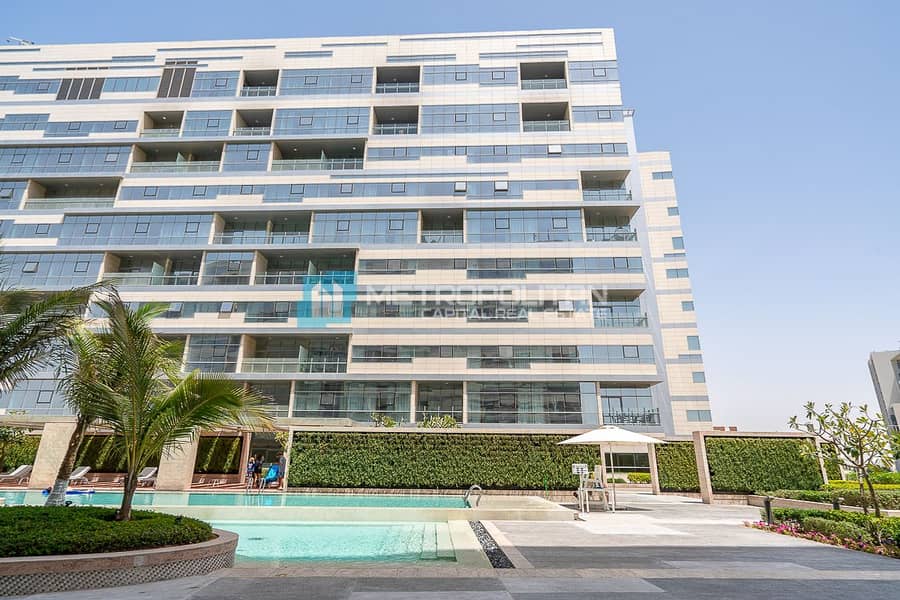Full Sea View | Ready 4BR+M | Waterfront Living Full Sea View | Ready 4BR+M | Waterfront Living