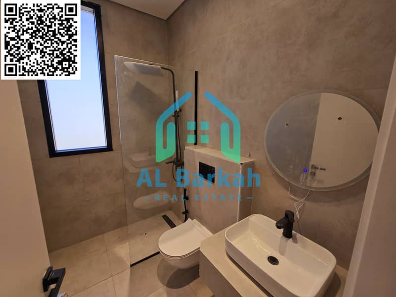 8 500f89ea-8172-43af-9fe2-b6a2dc48c6ca. jpg