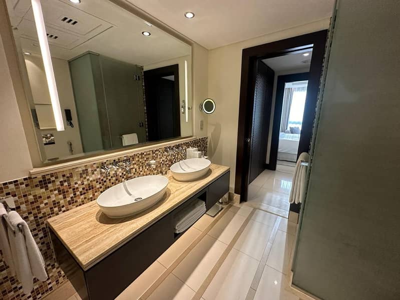 15 adress downtown 2 bed room2-images-18. jpg