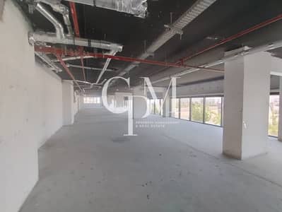 مکتب  للايجار في جزيرة السعديات، أبوظبي - WhatsApp Image 2025-05-09 at 2.21. 23 PM (1). jpeg