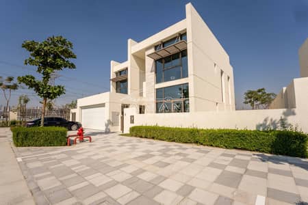 Contemporary Brand New 4 Bedrooms CornerPlot