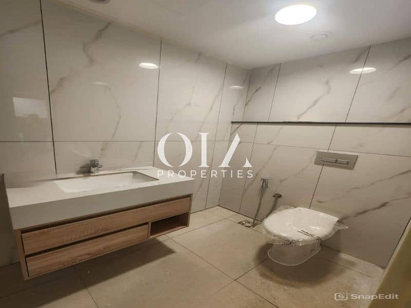 9 snapedit_washroom (3). jpg