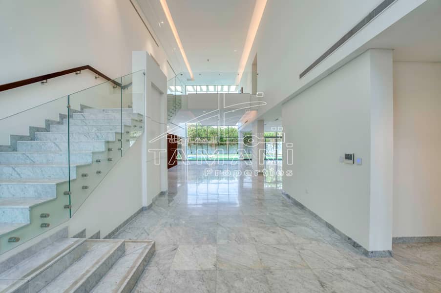 2 6 Bedroom Contemporary Villa_Page_01. jpg