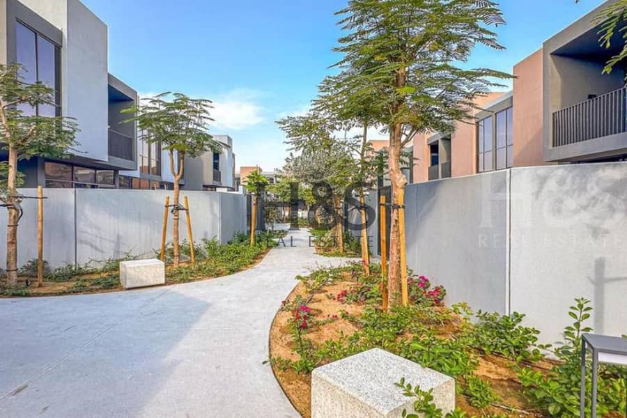 Modern Design | Amazing Payment Plans | Resale | Premium Interior| Resale Modern Design | Amazing Payment Plans | Resale | Premium Interior| Resale