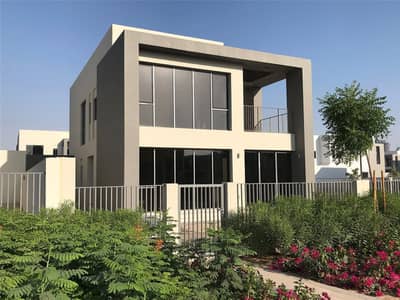 4BR Single Row Corner Unit on Huge Park 4BR Single Row Corner Unit on Huge Park