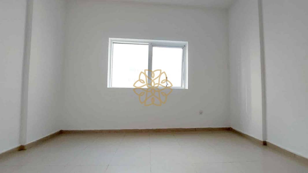 2 4db17992-7e54-4692-b4b3-bbce0cae919f. jpg