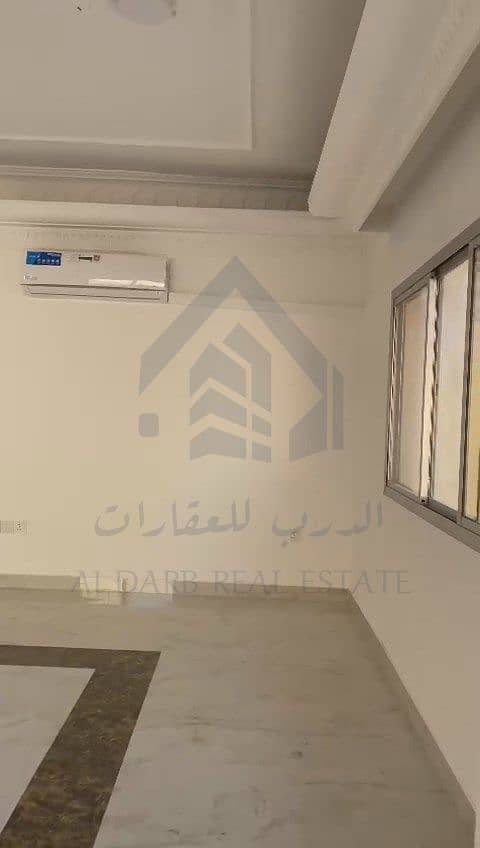 5 WhatsApp Video 2024-12-11 at 13.55. 19. mp4_snapshot_00.30. 460. jpg