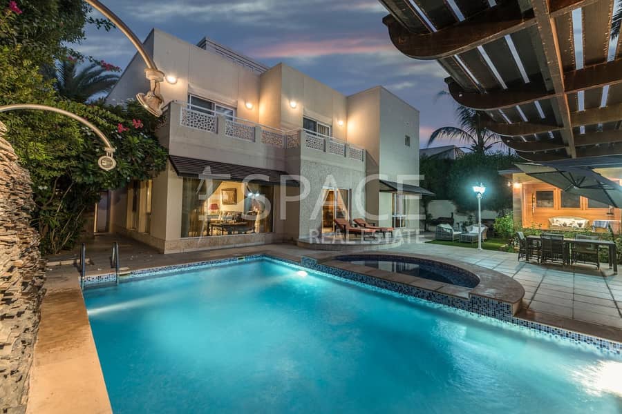 Stunning family Villa in Prime Location Stunning family Villa in Prime Location