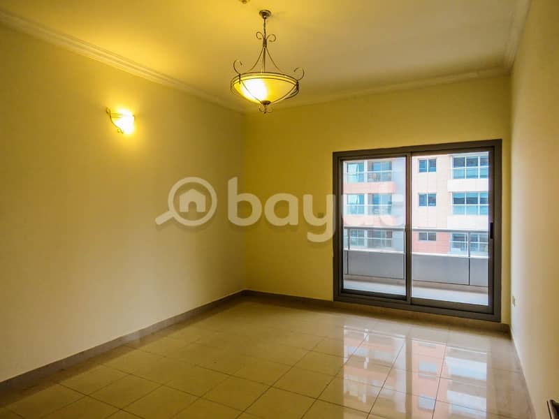 Near Metro well maintained building 1BHK only 45K in tecom