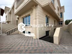 Classy Design I Five Shaded External Parking Spaces