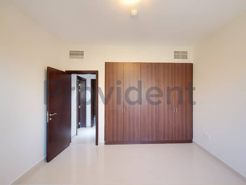 EXCLUSIVE and MANAGED ! Brand New 2 Beds