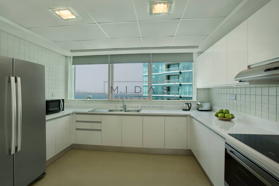 3 3BD-Kitchen. JPG