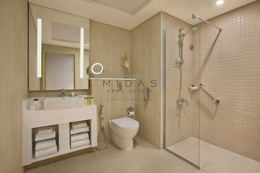 6 3BR-Bathroom 2. JPG