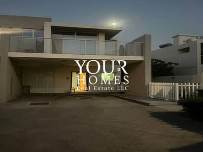 Corner 3BR Villa | Large Layout | Vaccant to Move