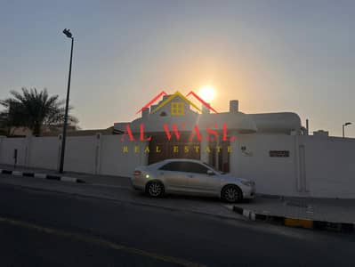 4 Bedroom Villa for Sale in Al Khezamia, Sharjah - 553e1d75-e523-44a8-b6bc-46ec14a05c64. jpg