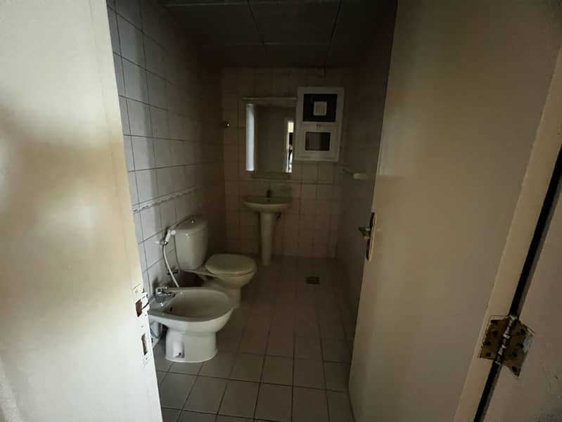 10 IMG-20250507-WA0070. jpg