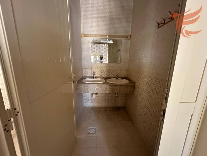 10 IMG-20250509-WA0199. jpg