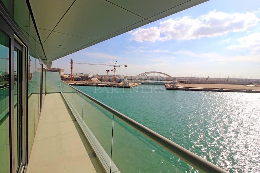 Full Sea View| Perfect Family Home| Classy Modern Full Sea View| Perfect Family Home| Classy Modern
