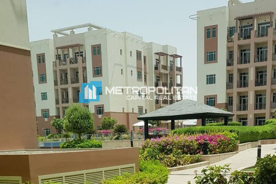 Garden View|Modern ST w/ Balcony|Great Community