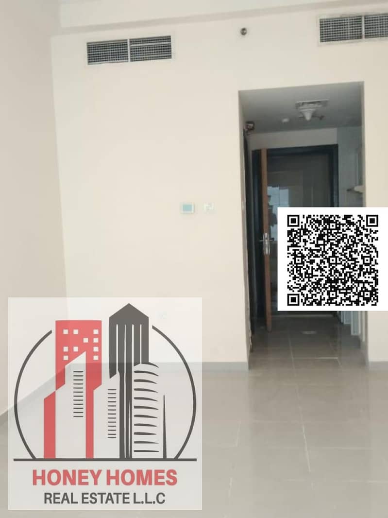 2 WhatsApp Image 2025-05-12 at 10.18. 39 (1). jpeg