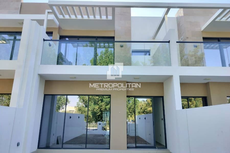 位于达马克山庄,公园1号别墅区 3 卧室的联排别墅 205000 AED - 11291855 位于达马克山庄,公园1号别墅区 3 卧室的联排别墅 205000 AED - 11291855