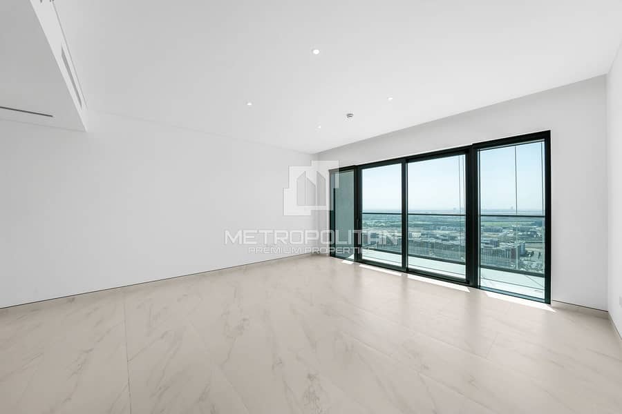 Good View | Big Layout | Multiple Options Good View | Big Layout | Multiple Options